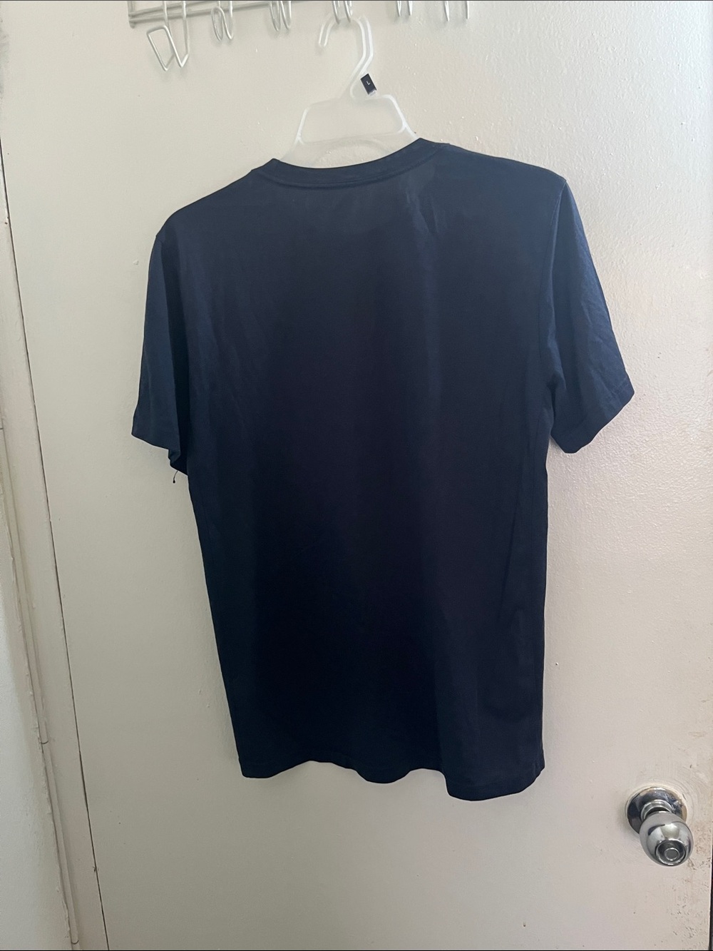 Nike Men’s Dri-FIT Short Sleeve Tee — Dark Navy with White Swoosh - Picture 5 of 6